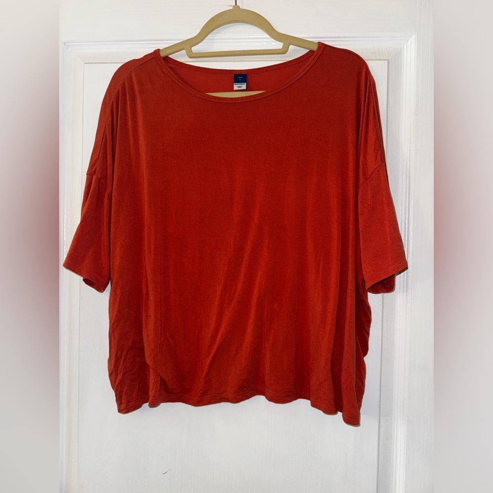 Old Navy Luxe Cropped Tee